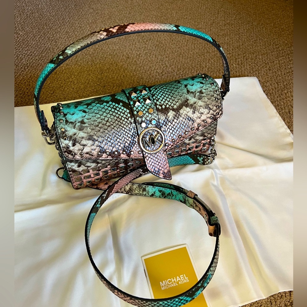 Michael Kors Greenwich - Picture 14 of 16